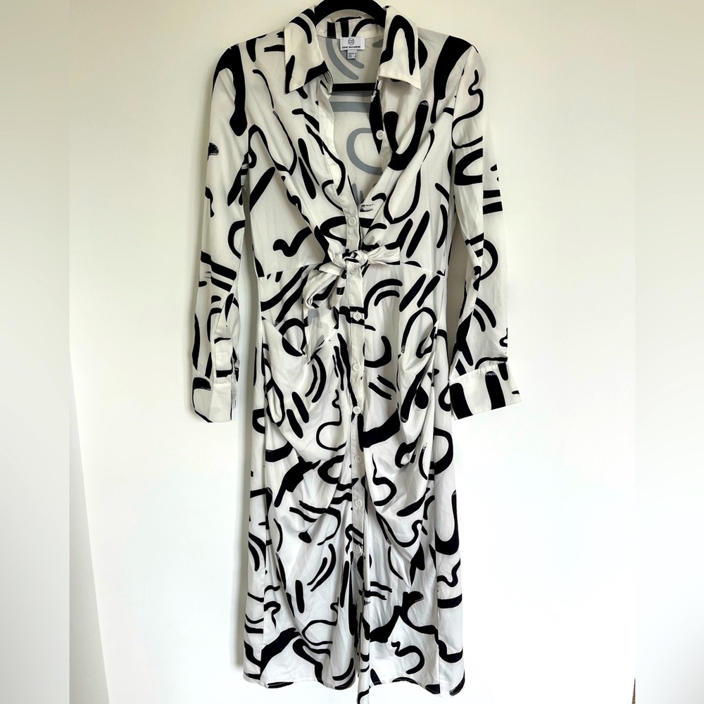 Black and white abstract shirt dress